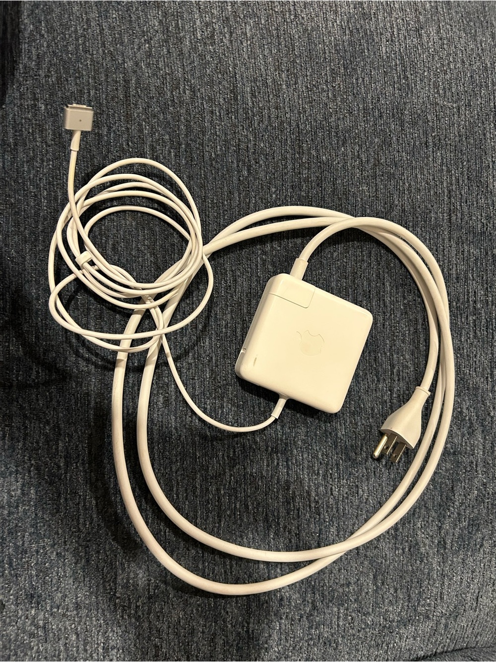Apple White 85w Magsafe 2 MacBook Pro Laptop Charger with Integrated Cable